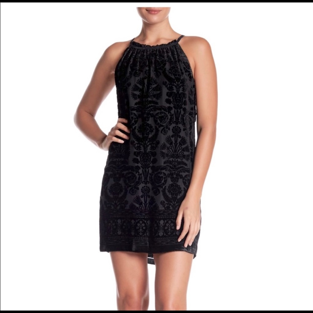 Max studio velvet dress NWT